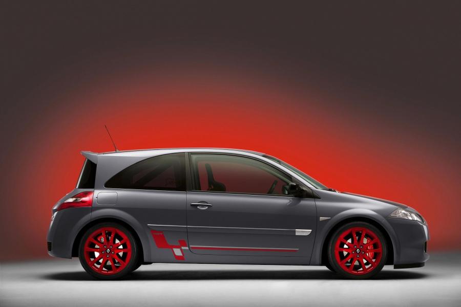  Renault Megane RS R26.R 2008 года  (фото 62 из 86)